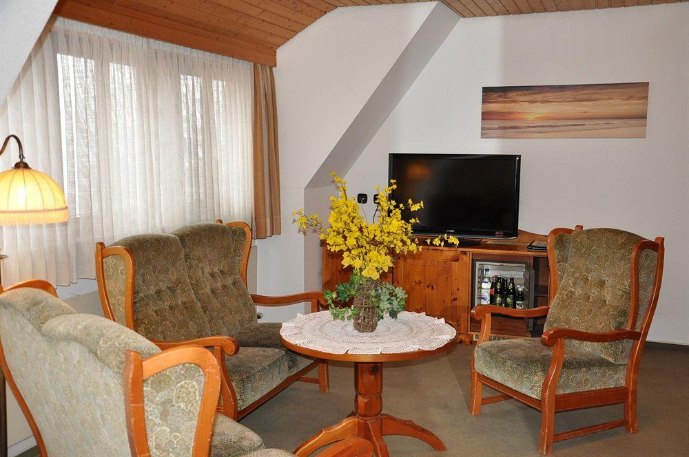 Gaestehaus Becher Donzdorf Exteriér fotografie